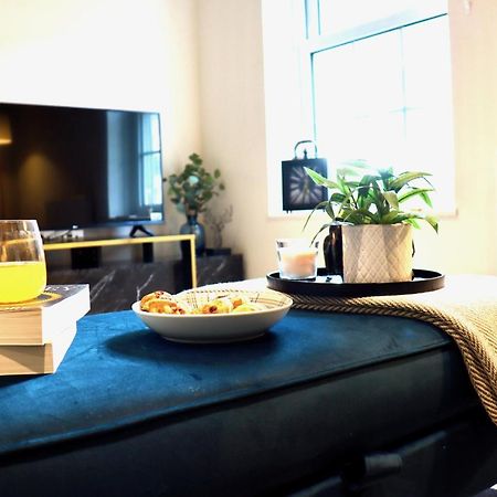 Perfect Central Location- 5 Minutes From Tower Bridge ! 8 Minutes Walk From Tube 伦敦 外观 照片