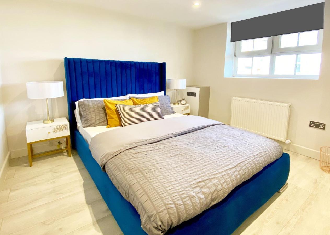 Perfect Central Location- 5 Minutes From Tower Bridge ! 8 Minutes Walk From Tube 伦敦 外观 照片