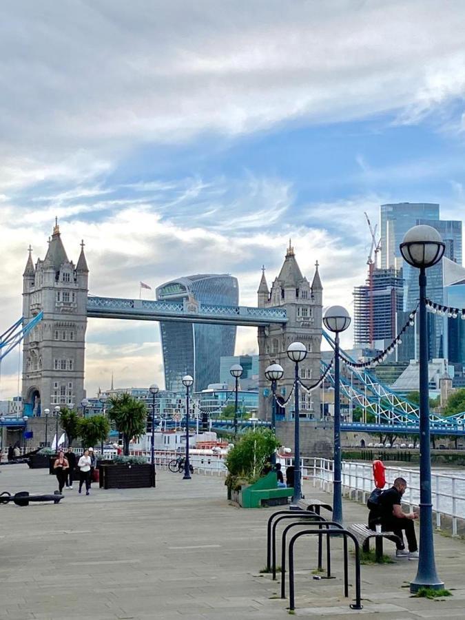 Perfect Central Location- 5 Minutes From Tower Bridge ! 8 Minutes Walk From Tube 伦敦 外观 照片